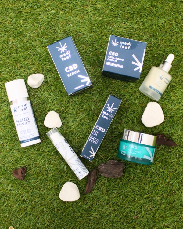 Set rutina facial con CBD de El Estanque con sérum, crema antiedad y contorno de ojos