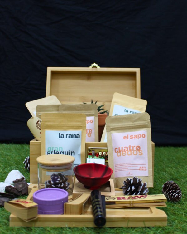 Pack coleccionista de CBD en caja de bambú con flores, resinas y accesorios